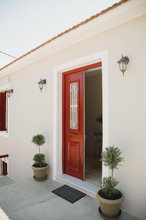 Rooms In Yard Corinto Esterno foto